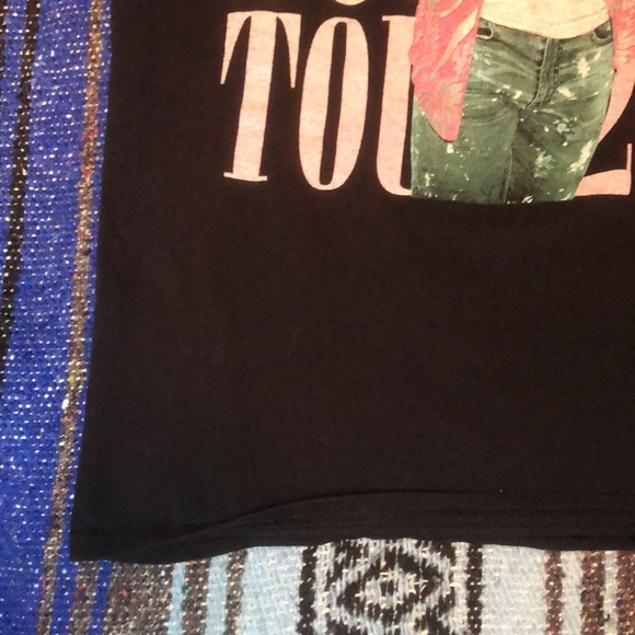 Thomas Rhett 2019 Very Hot Summer Tour Tee Shirt - Picture 6 of 10
